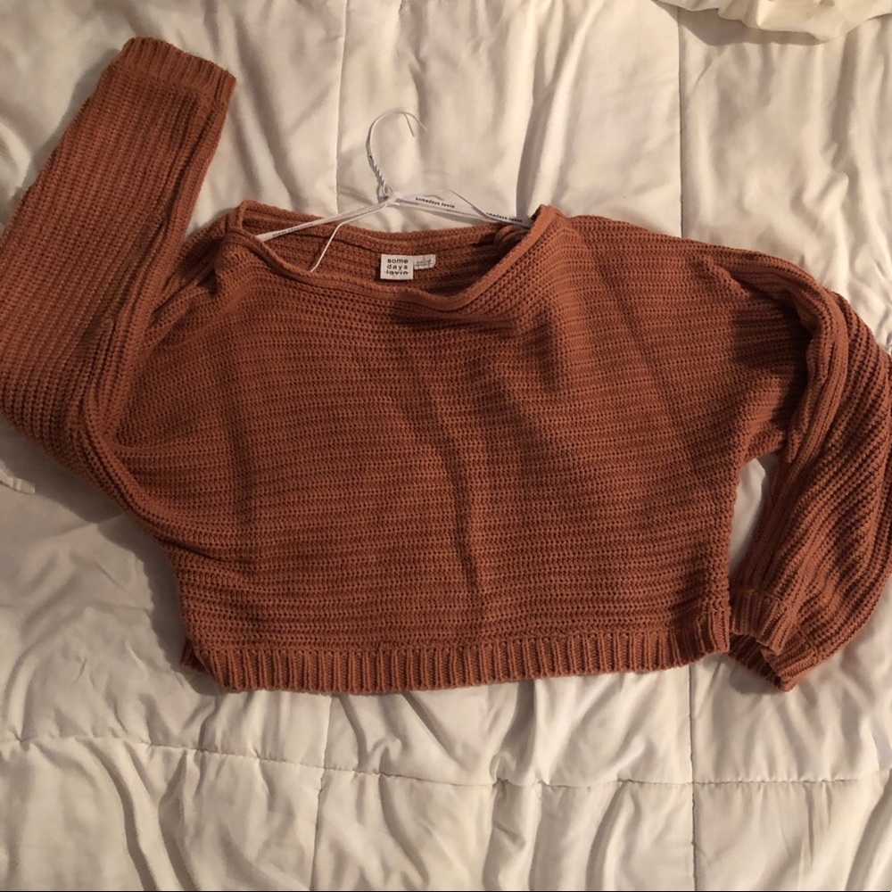 Crop Top Sweater - Picture 5 of 7